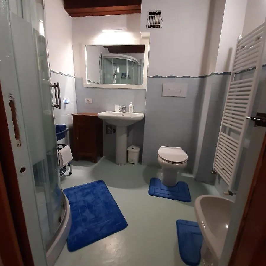 Loft Trabucco - In The Heart Of Salo City Center, Lake View, 4 Rooms Apartment